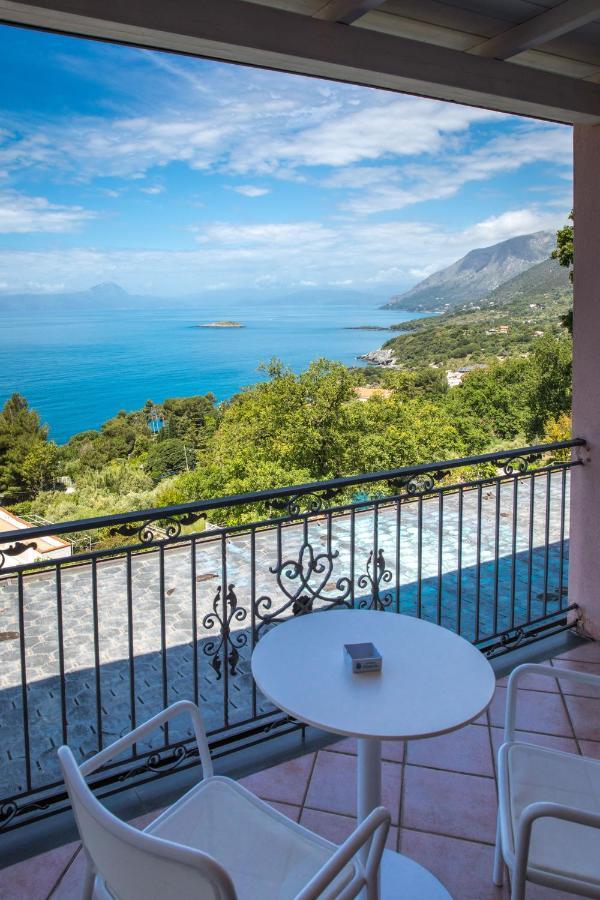 Hotel Martino マラテーア エクステリア 写真