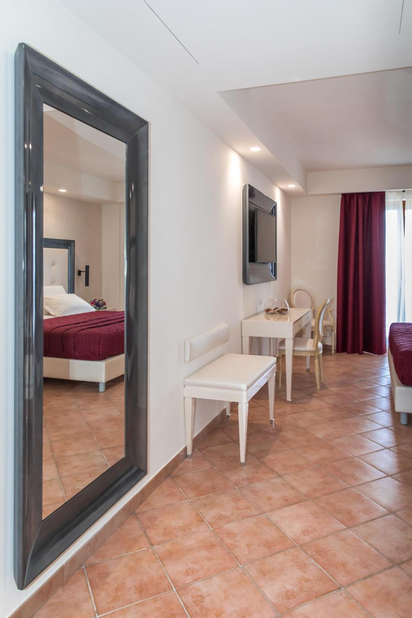 Hotel Martino マラテーア エクステリア 写真