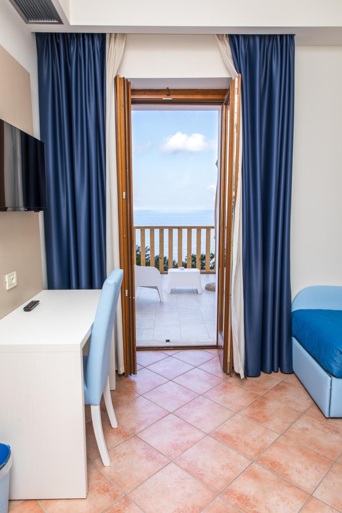 Hotel Martino マラテーア エクステリア 写真